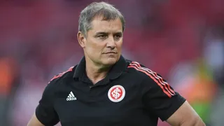 Carlos Palacios se quedó sin DT: Internacional de Porto Alegre destituyó a Diego Aguirre