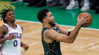 Boston Celtics venció a un partidazo Philadelphia Sixers en el inicio de la temporada en la NBA