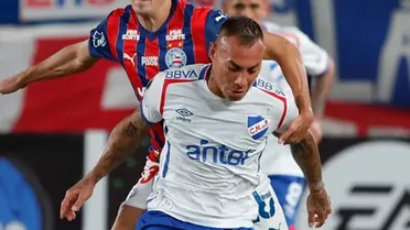 Eduardo Vargas vivió una noche bastante hostil con Nacional en Copa Libertadores