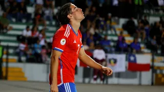 Alerta por salud: La Roja libera a delantero a horas del Congo vs Chile