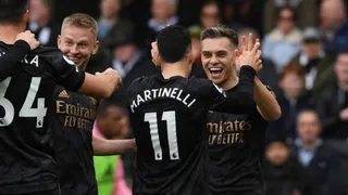 Arsenal pasó por encima de Fulham y afianzó su liderato