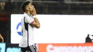 Viralizaron video de Jordhy Thompson besando a expareja que lo denunció por violencia de género