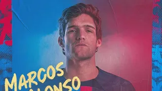 El lateral Marcos Alonso fichó en FC Barcelona por una temporada