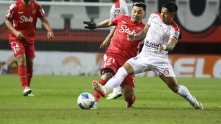Ñublense rescató un punto frente a U. La Calera en los últimos minutos