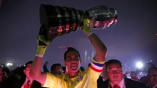 Claudio Bravo: “No hay nada más hermoso que entregar felicidad a través de la selección”