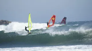 Philip Köster, cinco veces campeón del mundo, conquistó el Surazo Infernal de Windsurf en Chile