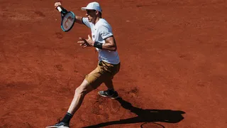 Jarry conquistó el primer título ATP de su carrera en Bastad tras ganar impecable duelo a Londero