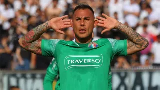 Audax mueve el mercado para reemplazar a Eduardo Vargas: el goleador que eligió para liderar el ataque