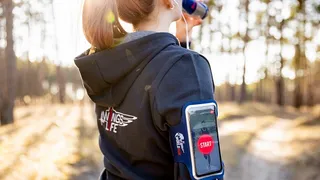 Más de mil personas participaron en Chile en la carrera Wings for Life World Run