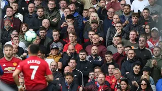 Alexis Sánchez tuvo participación en discreto empate de Manchester United y Chelsea
