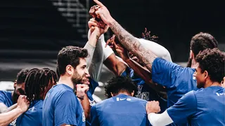 Philadelphia 76ers superó a Charlotte Hornets y se afirmó en la cima de la Conferencia Este