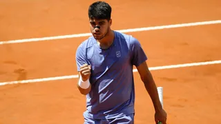 Carlos Alcaraz volvió de una lesión arrasando en su debut en el Masters 1000 de Roma