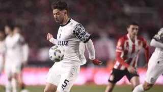 Independiente dio la sorpresa en Argentina y ganó con Loyola en cancha