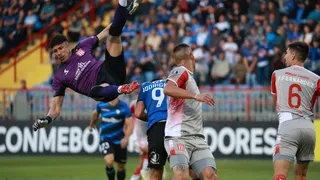 Cris Martínez lideró la reacción de Huachipato en el empate ante Estudiantes en Talcahuano