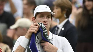 Nicolás Jarry sorprendió a todos al bajarse del ATP de Almaty a horas de su debut