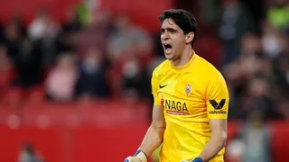 Yassine Bono fue transferido al fútbol saudí a cambio de una millonaria cifra