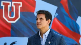 Johnny Herrera barrió con Luis Roggiero: Felicitarlo por el desastroso plantel que armó