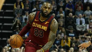 LeBron James vuelve a ser decisivo en victoria de Cavaliers