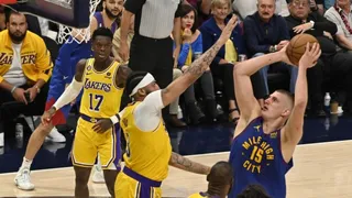 Denver Nuggets respondió como local y tomó la ventaja ante Los Angeles Lakers