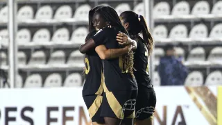 Colo Colo da un golpe de autoridad en la Libertadores Femenina y encamina su paso a cuartos de final