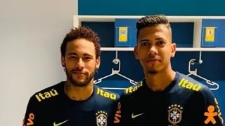Sparring que le hizo un túnel a Neymar abandonó la concentración de la selección brasileña