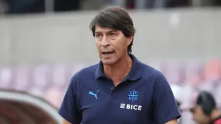 Sin equipo definido: la UC llega entre algodones a su debut en el Claro Arena