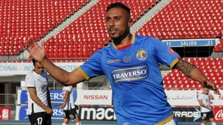 Henríquez sacó un gran zurdazo cruzado y logró el primero de Audax ante Colo Colo