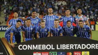 Godoy Cruz viajará en bus a Santiago por el paro aeronáutico en Argentina