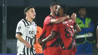 Paranaense ganó ante Libertad y sacó distancia en el Grupo G de la Libertadores