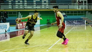 Español venció a Leones y mandó la serie a un decisivo quinto partido
