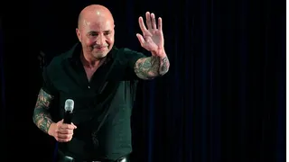 Jorge Sampaoli volvió a Sevilla en medio de su gira por Europa