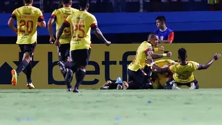 Barcelona SC aplastó de visita a Cerro Porteño y se instaló en fase grupal de Copa Libertadores