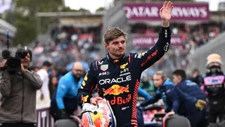 Max Verstappen ganó la pole position en el GP de Australia y “Checo” Pérez saldrá último