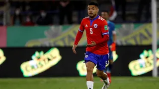 Paulo Díaz seguirá en evaluación y se descartó un desgarro muscular