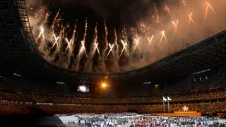 El momento en que se encendió la llama paralímpica en los Juegos de Tokio 2020