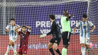 El insólito autogol de Venezuela en el empate con Argentina en el Preolímpico