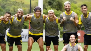 Arturo Vidal regresó a los entrenamientos junto al plantel de Flamengo con miras a la Supercopa