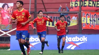 Unión Española salvó un empate agónico ante Deportes Limache y sigue sin levantar