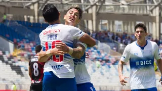 Zampedri puso en ventaja a la UC ante Antofagasta con una precisa definición