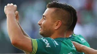 León derrotó a Necaxa con doblete de Jean Meneses