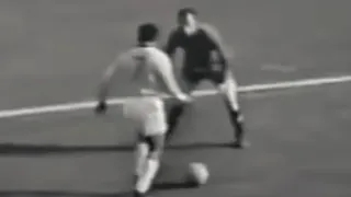 En el aniversario número 38 de su deceso: Recordamos grandes jugadas del brasileño Garrincha