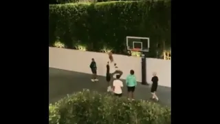 Lebron James grabó a sus hijos jugando baloncesto contra los de Shaquille O’Neal