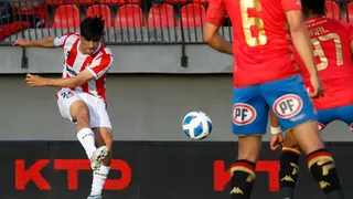 Nicolás Orellana anotó un golazo para el empate de La Calera frente a U. Española