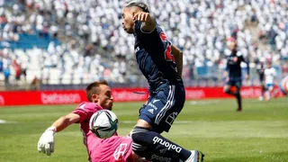 La polémica jugada entre Luján y Sebastián Pérez en el inicio del clásico universitario