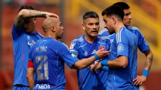 El primer problema de Meneghini: la baja que golpea a la U de Chile antes de la Sudamericana