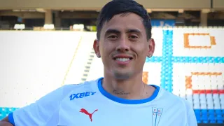 Ya hace la franja: Matías Palavecino fue oficializado como jugador de U Católica