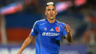 Sorpresa en la U de Chile: Leandro Fernández tomó una drástica decisión sobre su futuro