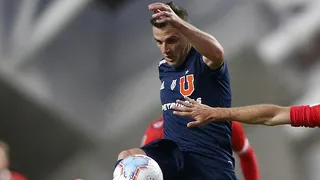 Walter Montillo no entrenó este lunes y Jean Beausejour está en duda para el duelo con la UC