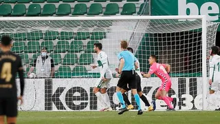 Sin Lionel Messi, FC Barcelona derribó a Elche y se prendió en la liga española