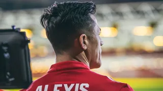 La trastienda de lo vivido por Alexis Sánchez en su primer día como jugador del United